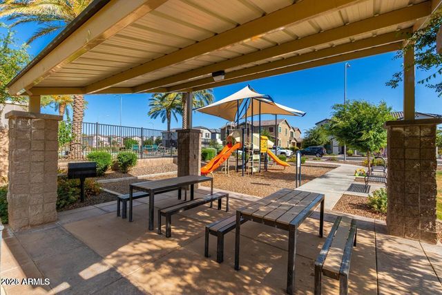 8311 E IRWIN Avenue, Mesa, AZ 85209