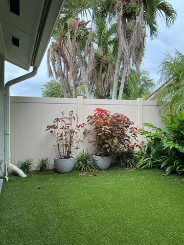 6912 BARBAROSSA Street, Boca Raton, FL 33433