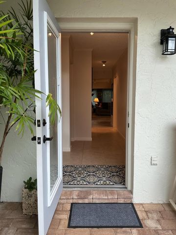 6912 BARBAROSSA Street, Boca Raton, FL 33433