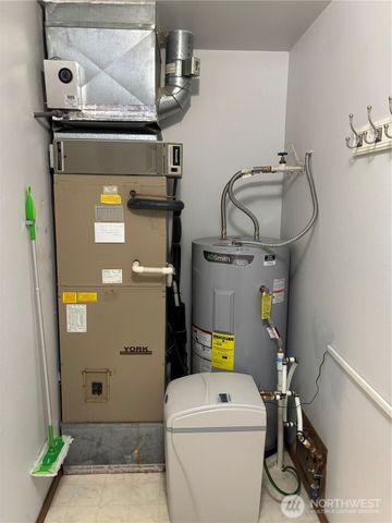 298 Road 19 NW, Soap Lake, WA 98851