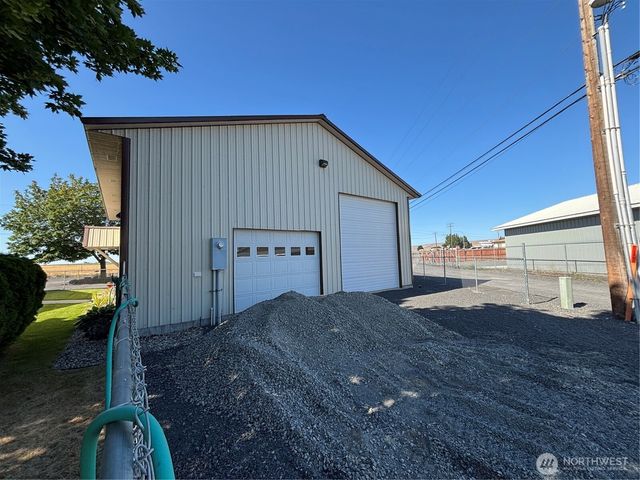 298 Road 19 NW, Soap Lake, WA 98851