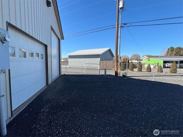 298 Road 19 NW, Soap Lake, WA 98851