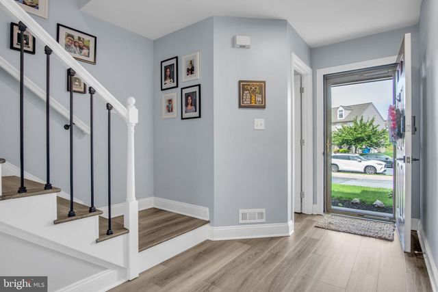293 BUCKLEY DR, Harrisburg, PA 17112