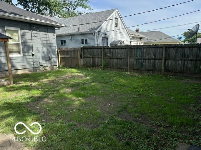921 N Linwood, Indianapolis, IN 46201