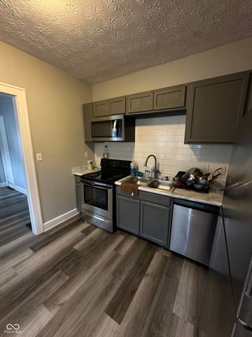 921 N Linwood, Indianapolis, IN 46201