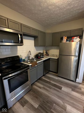 921 N Linwood, Indianapolis, IN 46201