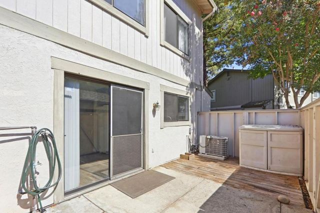 102 Path, San Jose, CA 95136