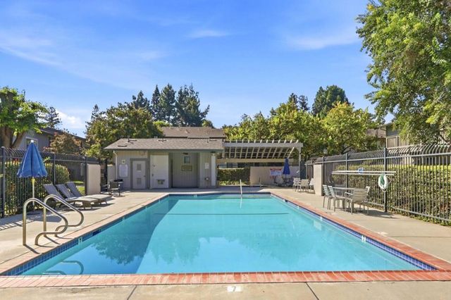 102 Path, San Jose, CA 95136