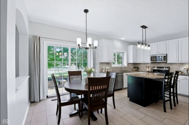 8765 Lily Court, Zionsville, IN 46077