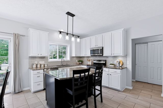 8765 Lily Court, Zionsville, IN 46077