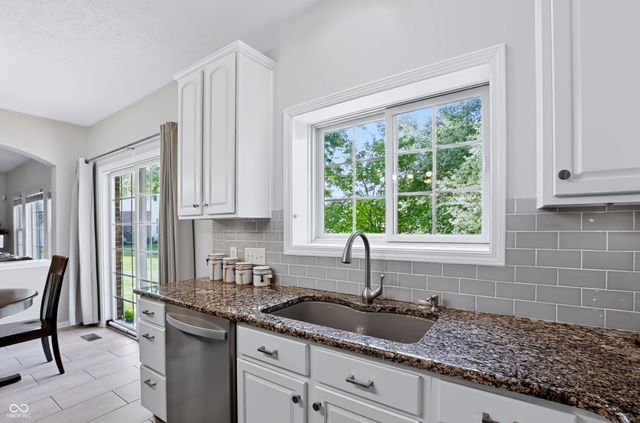 8765 Lily Court, Zionsville, IN 46077