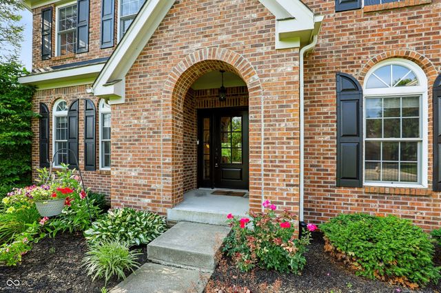 8765 Lily Court, Zionsville, IN 46077
