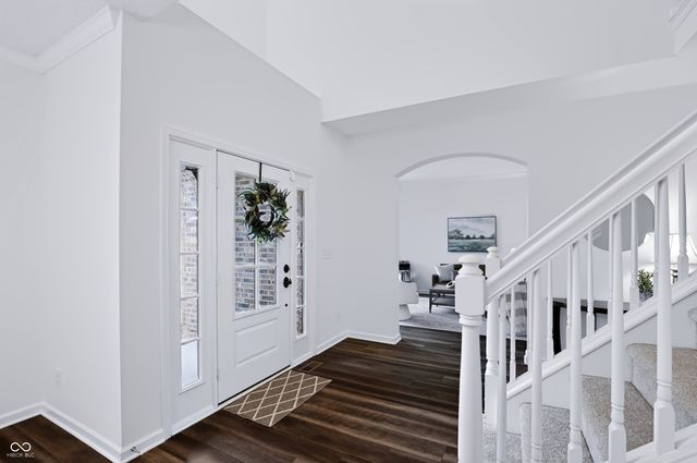 8765 Lily Court, Zionsville, IN 46077