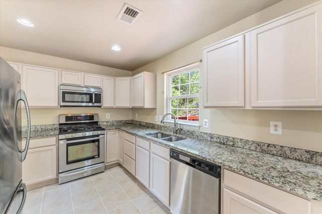 3068 PONY RIDGE TURN, Dumfries, VA 22026