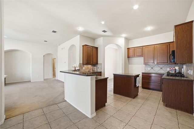 209 Lariat Drive, Fate, TX 75087