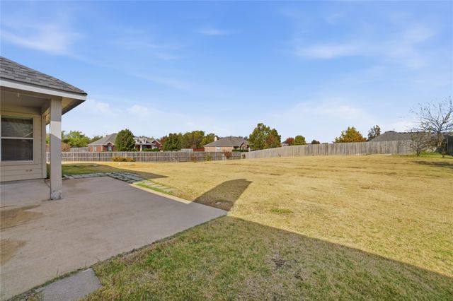 209 Lariat Drive, Fate, TX 75087