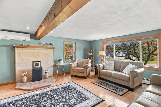1291 South St, Tewksbury, MA 01876