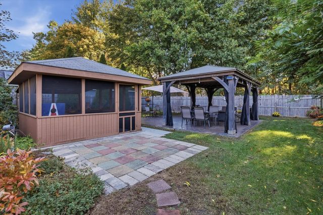 1291 South St, Tewksbury, MA 01876