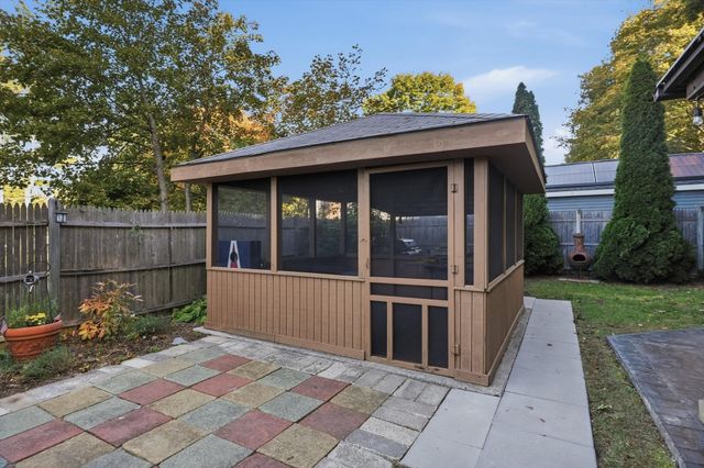 1291 South St, Tewksbury, MA 01876