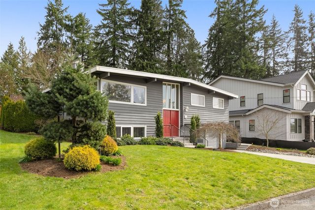 334 157th Avenue NE, Bellevue, WA 98008