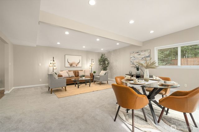 334 157th Avenue NE, Bellevue, WA 98008