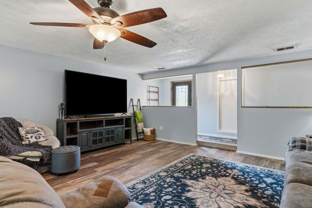 1307 Regina ST, Longview, TX 75605