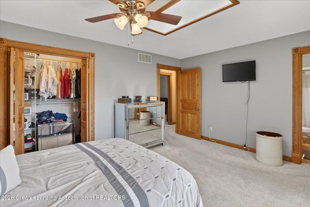 11723 W Andre Drive, Grand Ledge, MI 48837