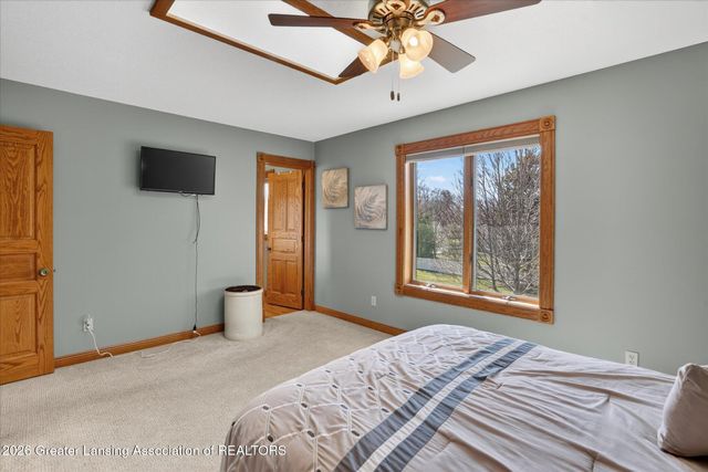 11723 W Andre Drive, Grand Ledge, MI 48837