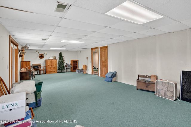 11723 W Andre Drive, Grand Ledge, MI 48837