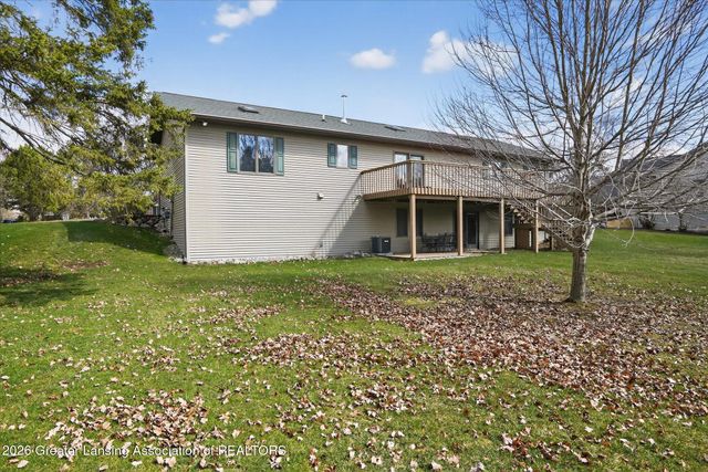 11723 W Andre Drive, Grand Ledge, MI 48837