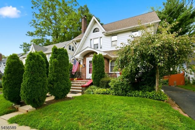 351 Griggs Ave, Teaneck Twp., NJ 07666