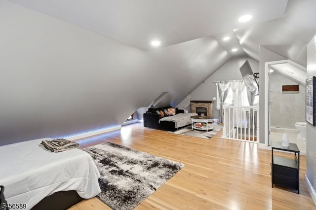 351 Griggs Ave, Teaneck Twp., NJ 07666