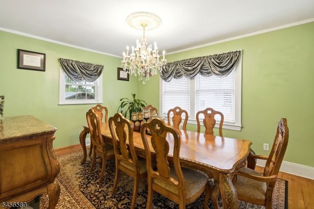 351 Griggs Ave, Teaneck Twp., NJ 07666