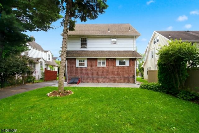 351 Griggs Ave, Teaneck Twp., NJ 07666