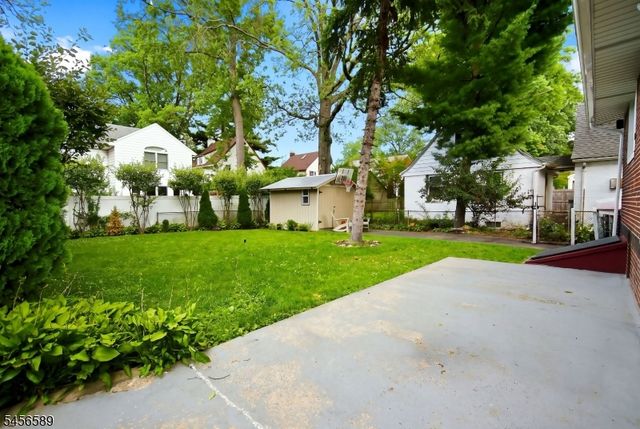 351 Griggs Ave, Teaneck Twp., NJ 07666