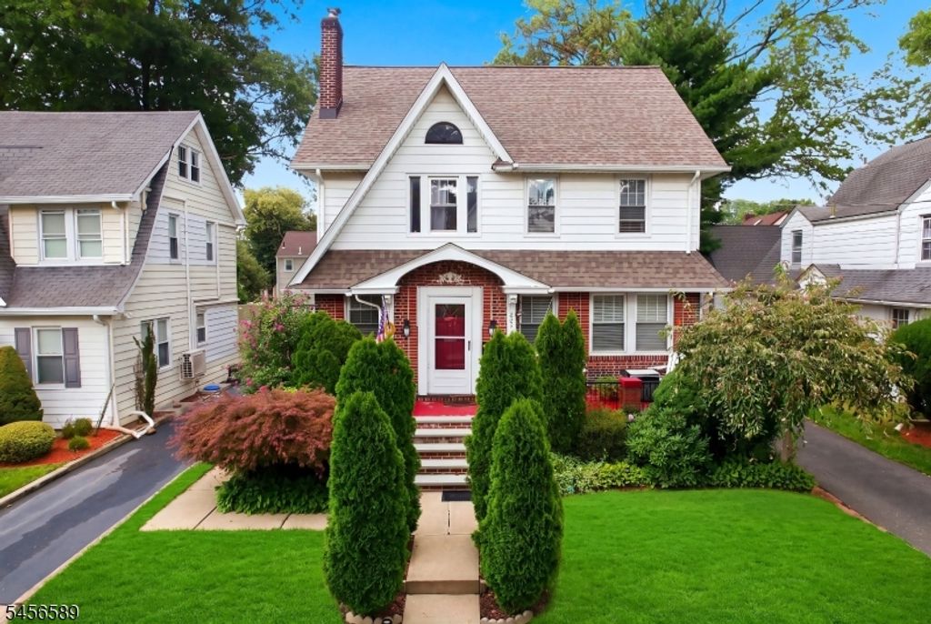 351 Griggs Ave, Teaneck Twp., NJ 07666