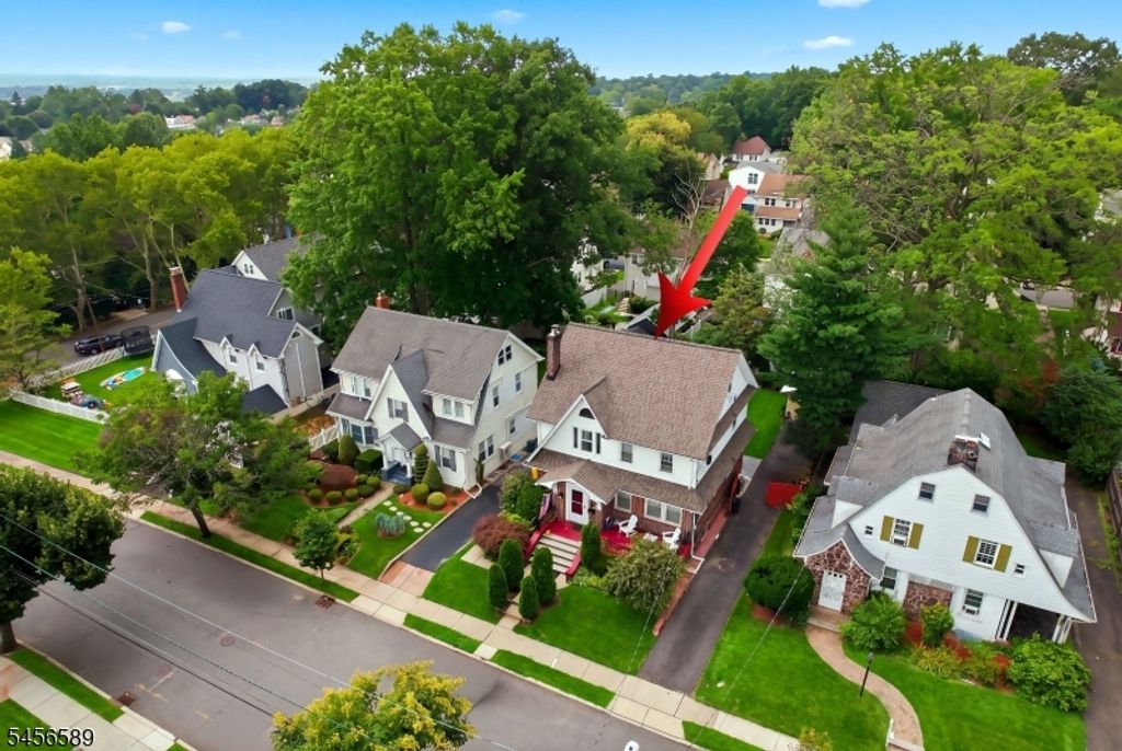 351 Griggs Ave, Teaneck Twp., NJ 07666 — photo 5