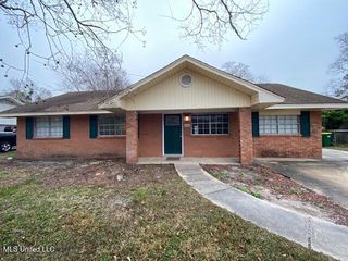 6500 Lancaster Boulevard, Ocean Springs, MS 39564