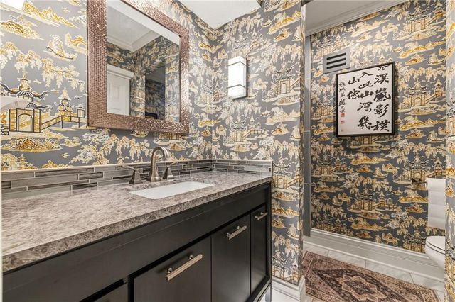 10115 LOWELL Avenue, Overland Park, KS 66212