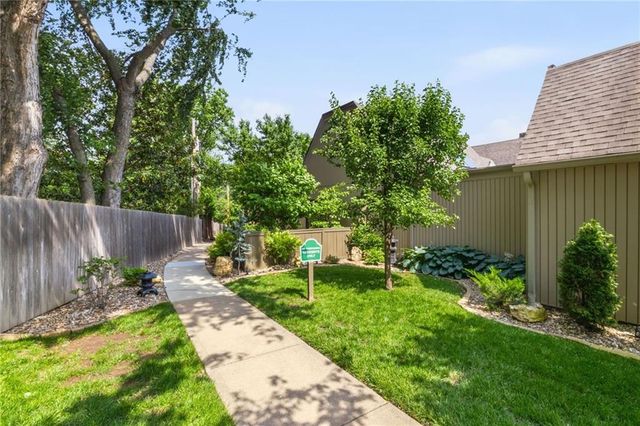 10115 LOWELL Avenue, Overland Park, KS 66212