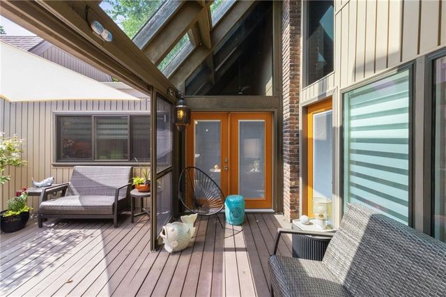 10115 LOWELL Avenue, Overland Park, KS 66212