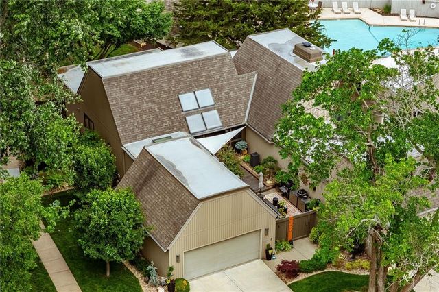 10115 LOWELL Avenue, Overland Park, KS 66212
