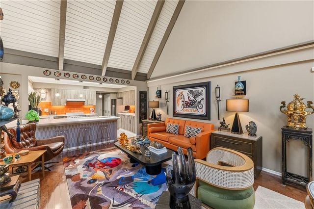 10115 LOWELL Avenue, Overland Park, KS 66212