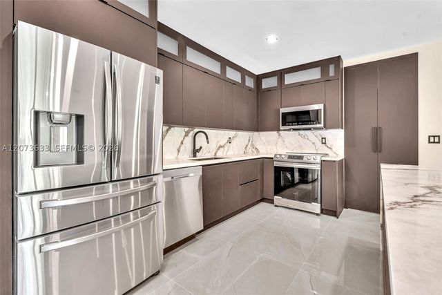 7920 SW 132nd St, Pinecrest, FL 33156