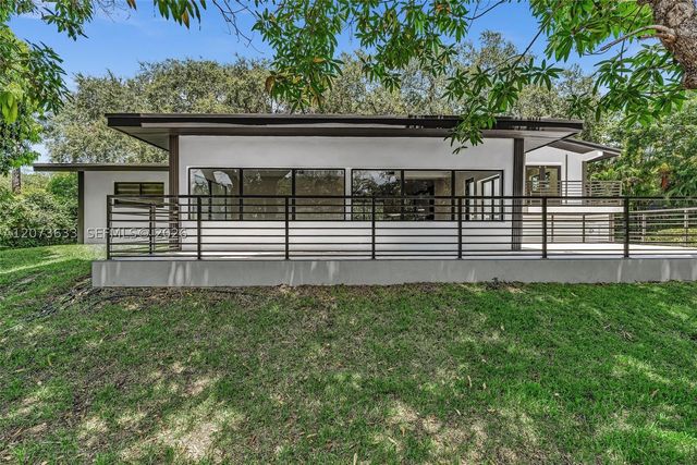7920 SW 132nd St, Pinecrest, FL 33156