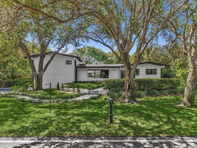 7920 SW 132nd St, Pinecrest, FL 33156