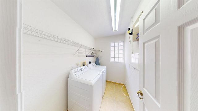 6786 Aliso Avenue, West Palm Beach, FL 33413