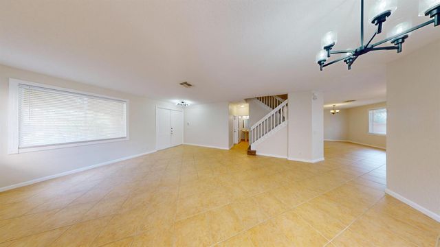 6786 Aliso Avenue, West Palm Beach, FL 33413