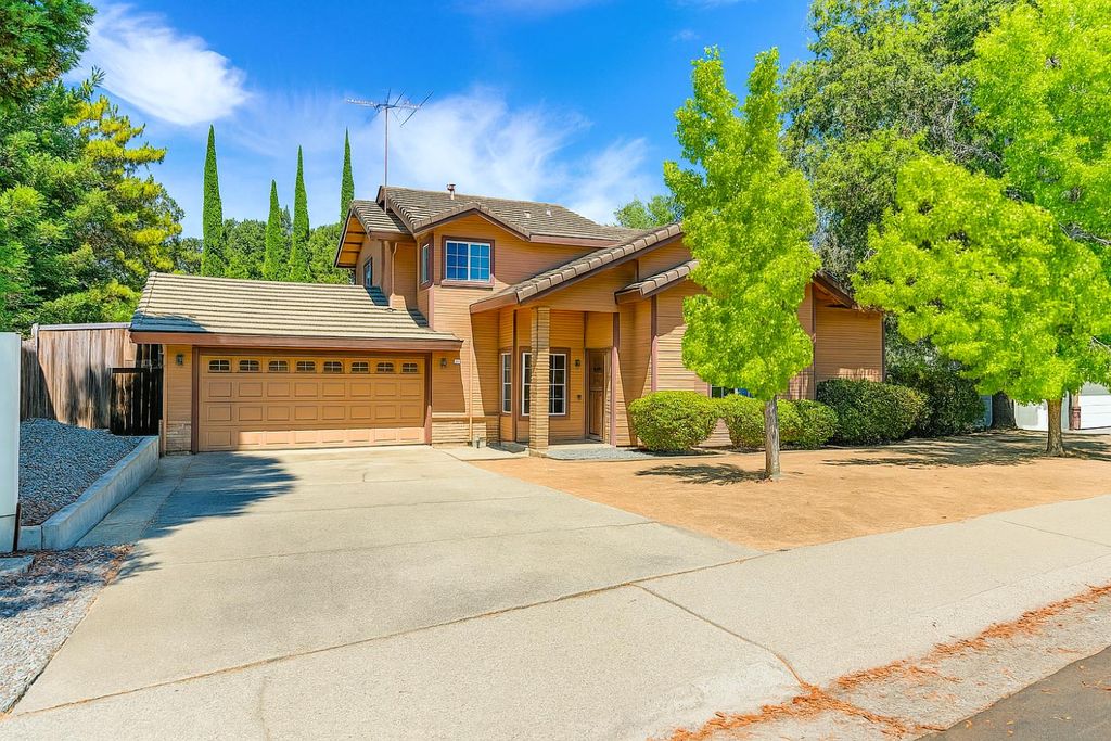6470 Arcadia Ave, Loomis, CA 95650