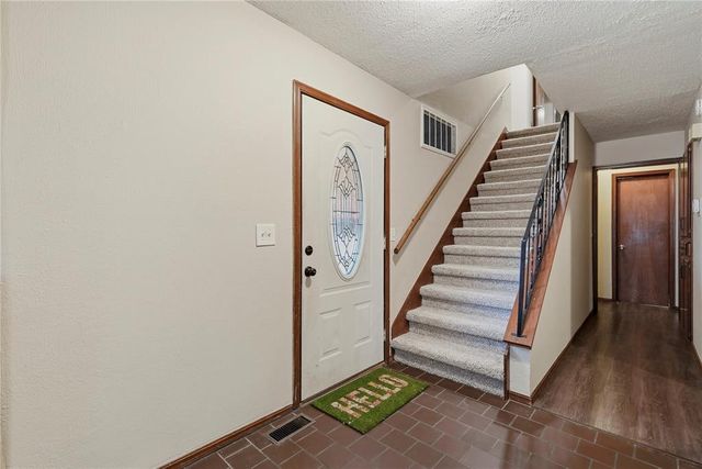 1701 Camelot Drive, Norman, OK 73069